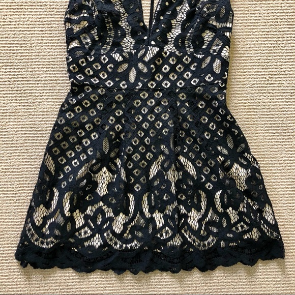Free People One Million Lovers Lace Mini Dress 2 - Picture 5 of 16